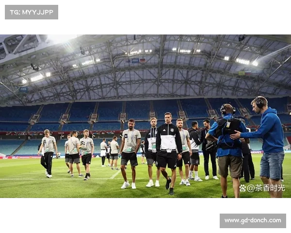 如何通过战术调整和球员引援提升伯恩茅斯足球队的整体实力