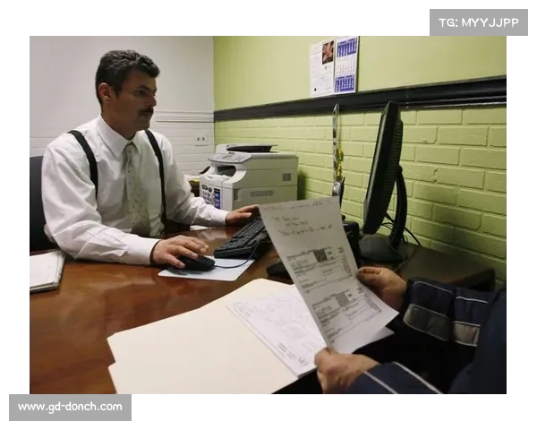 布克职业生涯数据与发展趋势分析探讨及未来表现预测